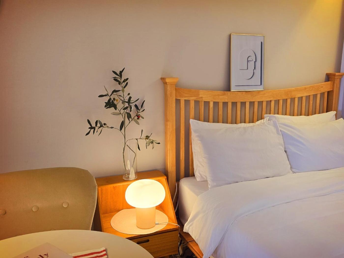 Dongseongro Dsr&U Hotel Room Daegu Bagian luar foto